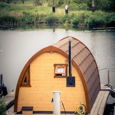 Schwimmpod An Der Peene Anklam Esterno foto