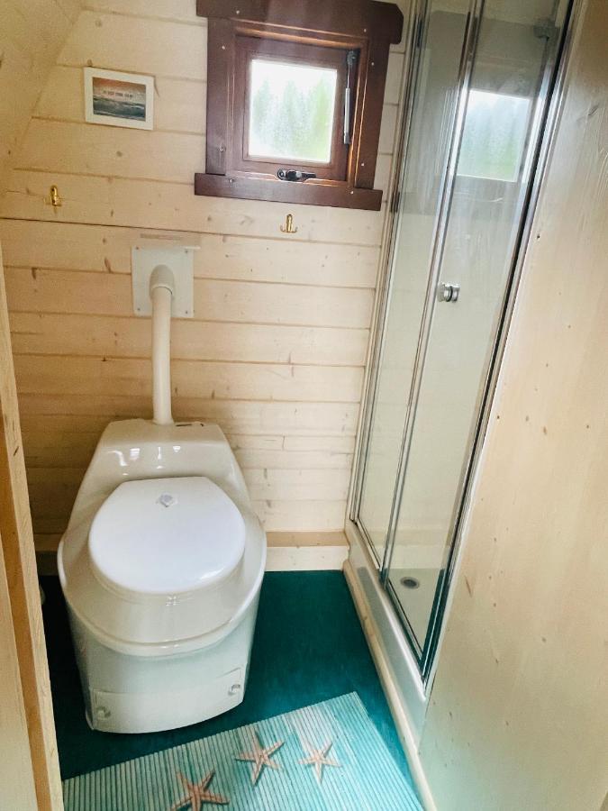 Schwimmpod An Der Peene Anklam Esterno foto